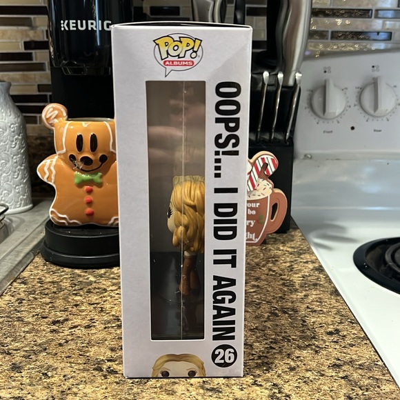 👸🏼 Limited Edition Funko Pop! Albums Britney Spears Oops!… I Did It Again - Picture 4 of 7